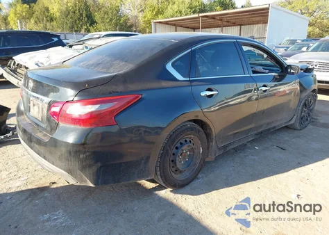 2018 Nissan Altima 2.5 S z USA, uszkodzony, nr VIN 1N4AL3AP0JC207907